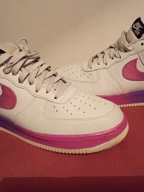 Nike White Sneakers with Pink Swoosh and Midsole
